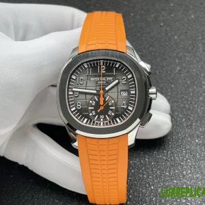 Patek Philippe Aquanaut Replica Watches 42.2mm Mens Black Dial Rubber Strap 1:1 Clone Watch