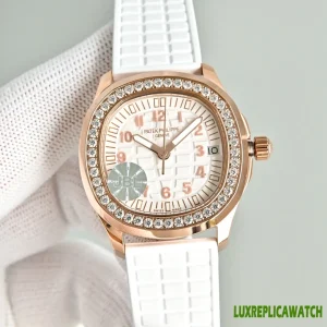 Patek Philippe Aquanaut Replica Watches 35.6mm Womens White Dial Rubber Strap 1:1 Clone Watch