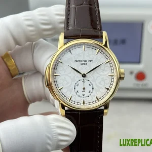 Patek Philippe Calatrava Replica Watches 40mm Mens White Dial Leather Strap 1:1 Clone Watch