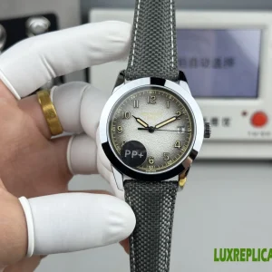 Patek Philippe Calatrava Replica Watches 40mm Mens Silver Dial Leather Strap 1:1 Clone Watch