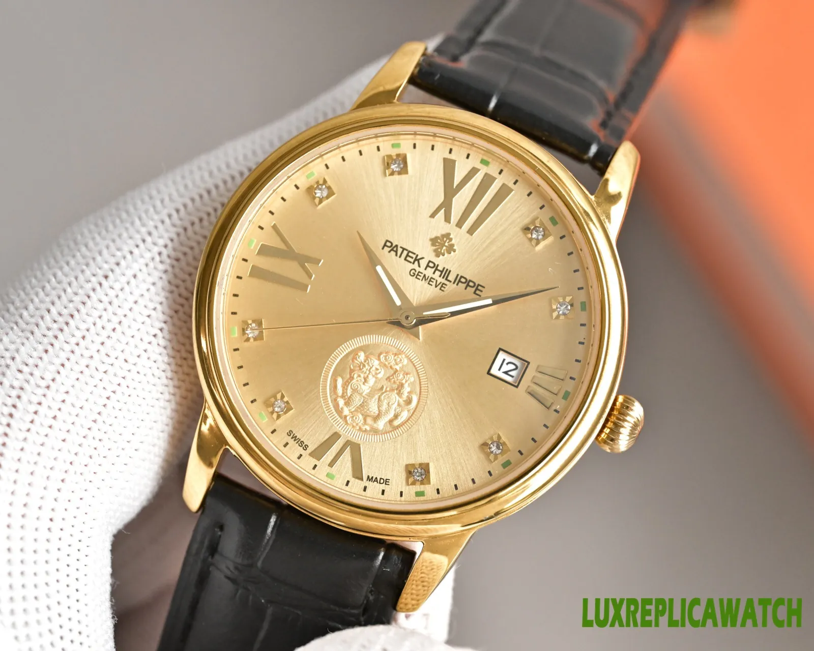 Patek Philippe Gondolo Replica Watches 40mm Mens Gold Dial Leather Strap 1:1 Clone Watch - Image 3