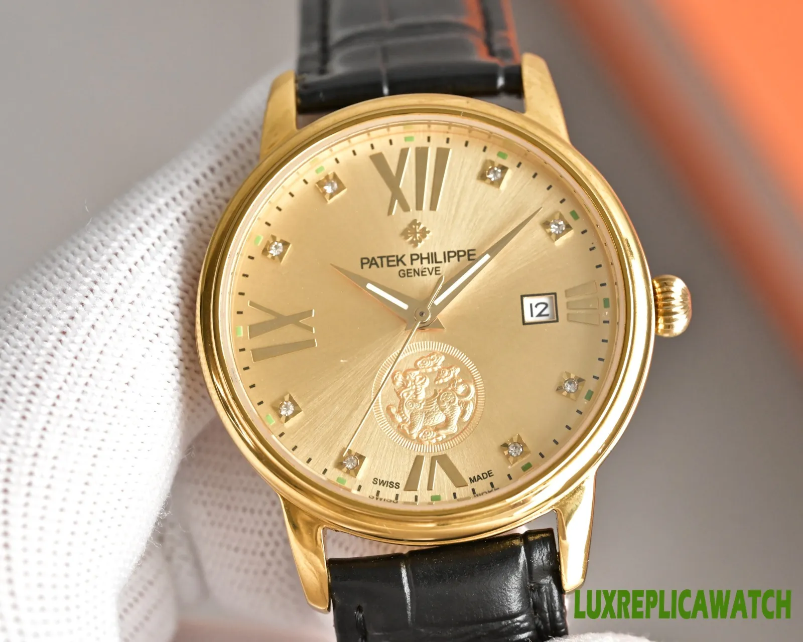 Patek Philippe Gondolo Replica Watches 40mm Mens Gold Dial Leather Strap 1:1 Clone Watch