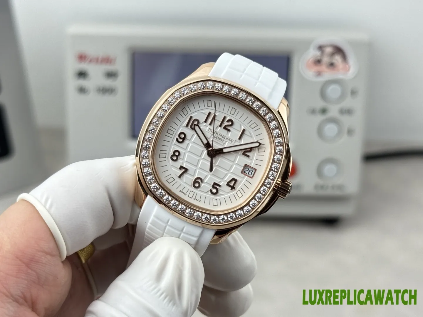 Patek Philippe Aquanaut Luce Replica Watches 38mm Womens White Dial Rubber Strap 1:1 Clone Watch - Image 3