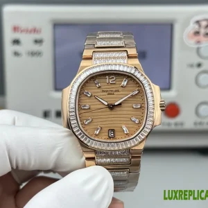 Patek Philippe Nautilus Replica Watches 35mm Womens Brown Dial Metal Bracelet 1:1 Clone Watch