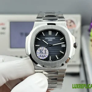 Patek Philippe Nautilus Replica Watches 40mm Mens Blue Dial Metal Bracelet 1:1 Clone Watch