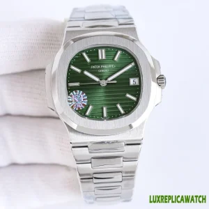 Patek Philippe Nautilus Replica Watches 40mm Mens Green Dial Metal Bracelet 1:1 Clone Watch