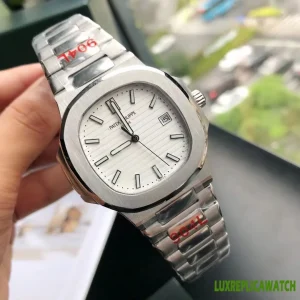 Patek Philippe Nautilus Replica Watches 40mm Mens White Dial Metal Bracelet 1:1 Clone Watch