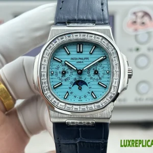 Patek Philippe Nautilus Replica Watches 40mm Mens Turquoise Dial Leather Strap 1:1 Clone Watch