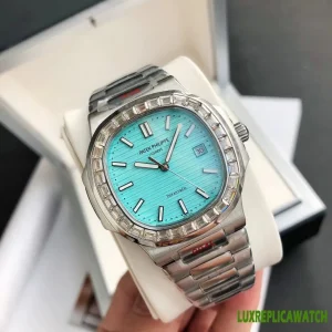 Patek Philippe Nautilus Replica Watches 40mm Mens Turquoise Dial Metal Bracelet 1:1 Clone Watch