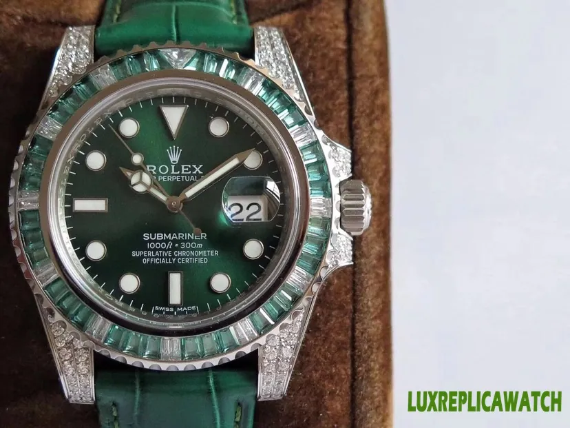 Rolex Submariner Date Replica Watches 40mm Mens Green Dial Leather Strap 1:1 Clone Watch - Image 2