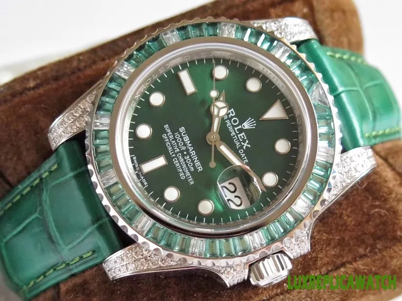 Rolex Submariner Date Replica Watches 40mm Mens Green Dial Leather Strap 1:1 Clone Watch - Image 5