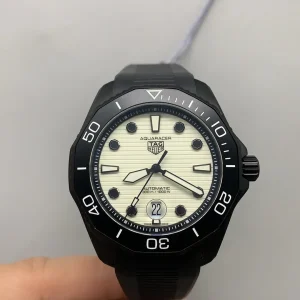 Tag Heuer Aquaracer Replica Watches 41mm Mens Light Green Dial Rubber Strap 1:1 Clone Watch
