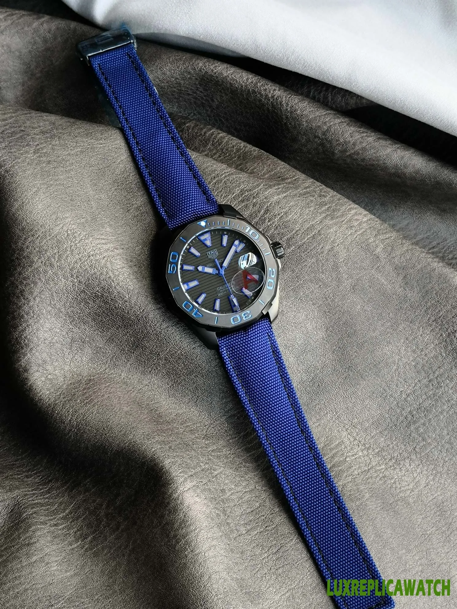 Tag Heuer Aquaracer Replica Watches 41mm Mens Grey Dial Rubber Strap 1:1 Clone Watch - Image 3