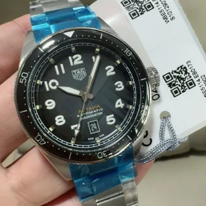 Tag Heuer Autavia Replica Watches 42mm Mens Black Dial Metal Bracelet 1:1 Clone Watch