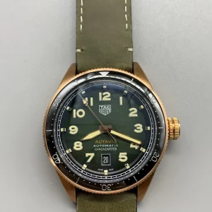 Tag Heuer Autavia Replica Watches 42mm Mens Green Dial Leather Strap 1:1 Clone Watch