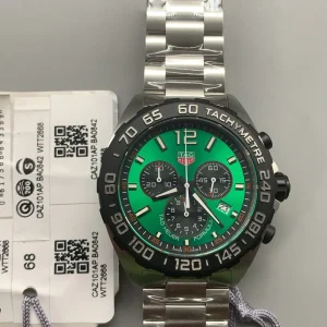 Tag Heuer Formula 1 Replica Watches 44mm Mens Green Dial Metal Bracelet 1:1 Clone Watch